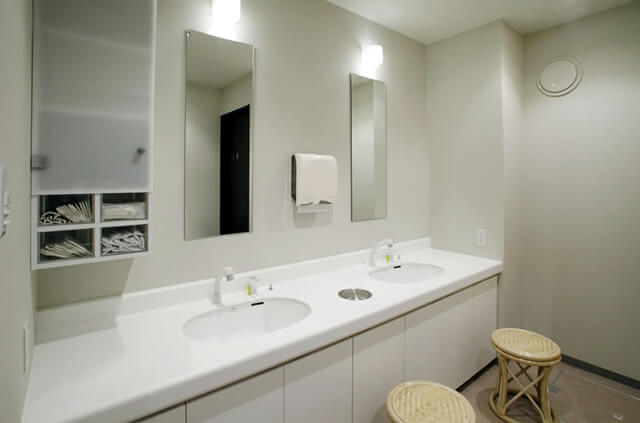 やわらぎ斎場恵庭親族控室（洗面室）恵庭市有明町葬儀葬式法要画像イメージ
