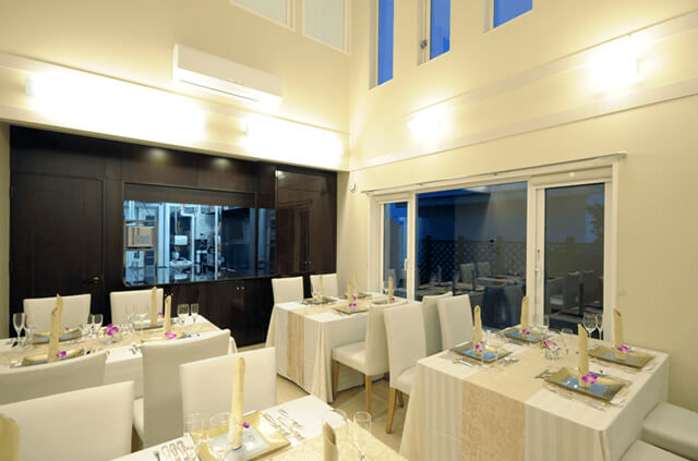 やわらぎファミリア神楽岡1階ダイニング旭川神楽岡葬儀葬式法要画像イメージ
