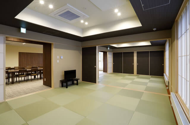 やわらぎ斎場稲穂親族控室（和室）札幌市手稲区葬儀葬式法要画像イメージ
