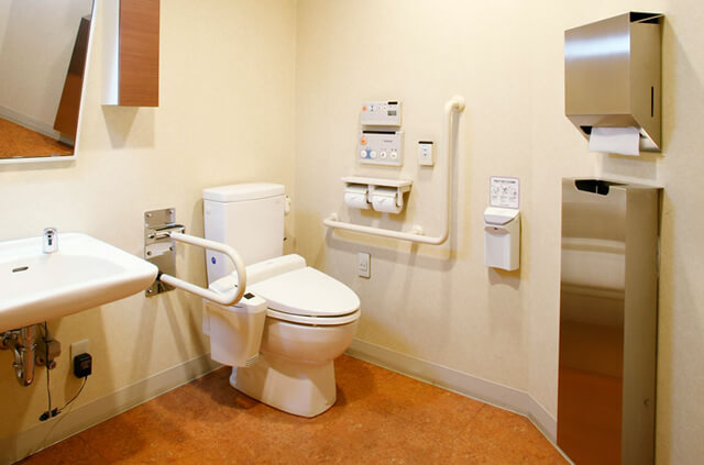 やわらぎ斎場西町多目的トイレ札幌市西区葬儀葬式法要画像イメージ
