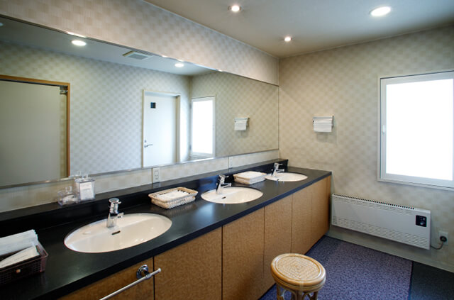 やわらぎ斎場白石洗面室札幌市白石区葬儀葬式法要画像イメージ
